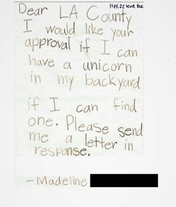 Une lettre de Madeline demandant au comté de Los Angeles d'accepter de garder des rhinocéros dans son jardin.