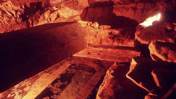 Actual 'Tomb of Osiris,' discovered in 1999.
