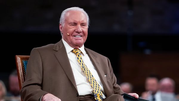 No, Televangelist Jimmy Swaggart Didn't Die from Blood Cancer in June 2023  | Snopes.com