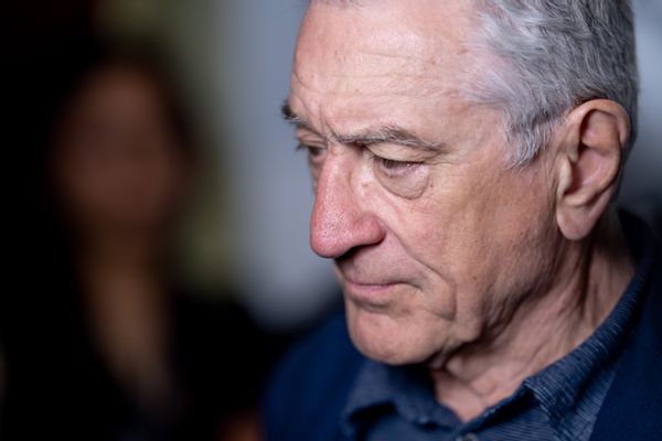 Robert De Niro Articles | Snopes.com