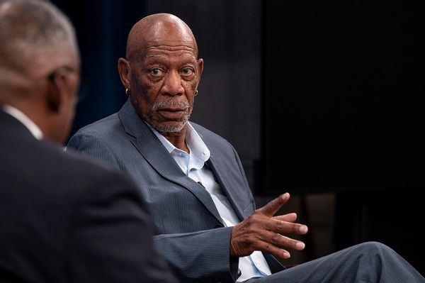 Morgan Freeman Articles | Snopes.com