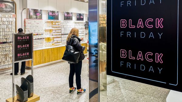 Everyone Calls The Day After Thanksgiving 'Black Friday.' Why? | Snopes.com