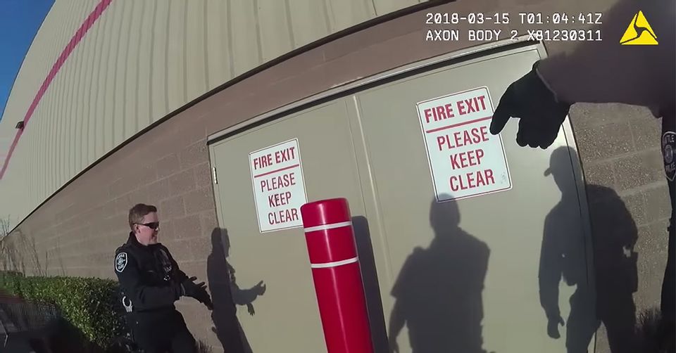 Vid Shows Cops Waiting For Costco Thieves To Emerge From Fire Exit ...