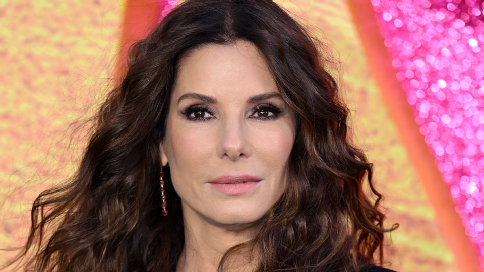 Sandra Bullock Never Endorsed CBD Gummies, Despite Scam Ads Being ...