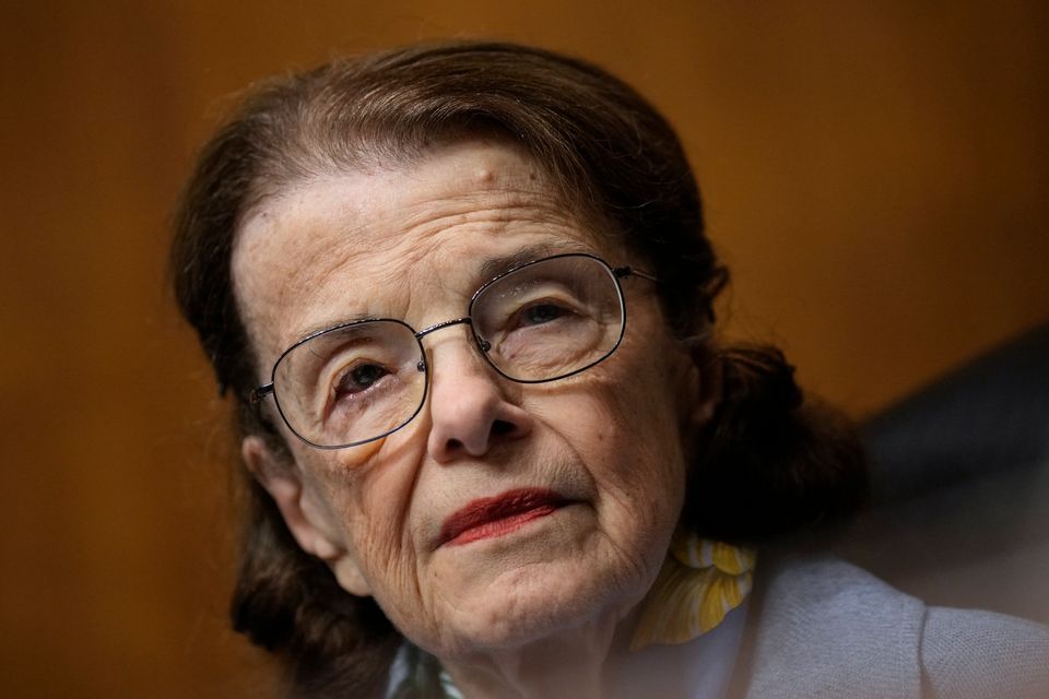 Did Dianne Feinstein Cast A Final Senate Vote The Same Day She Died 5497