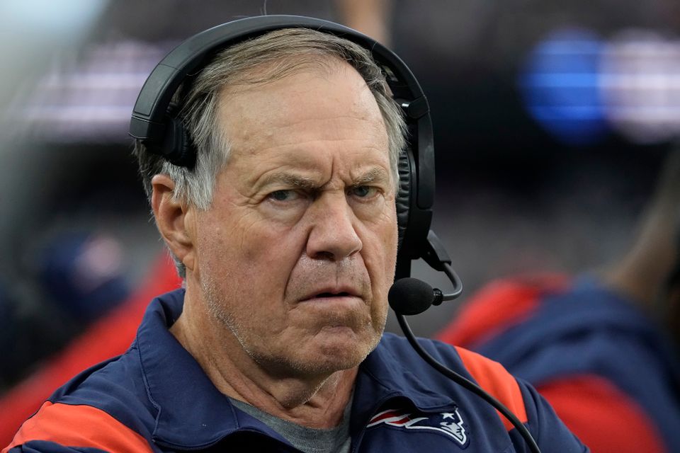 Did Patriots Coach Bill Belichick Suspend Team Captain For Anthem ...